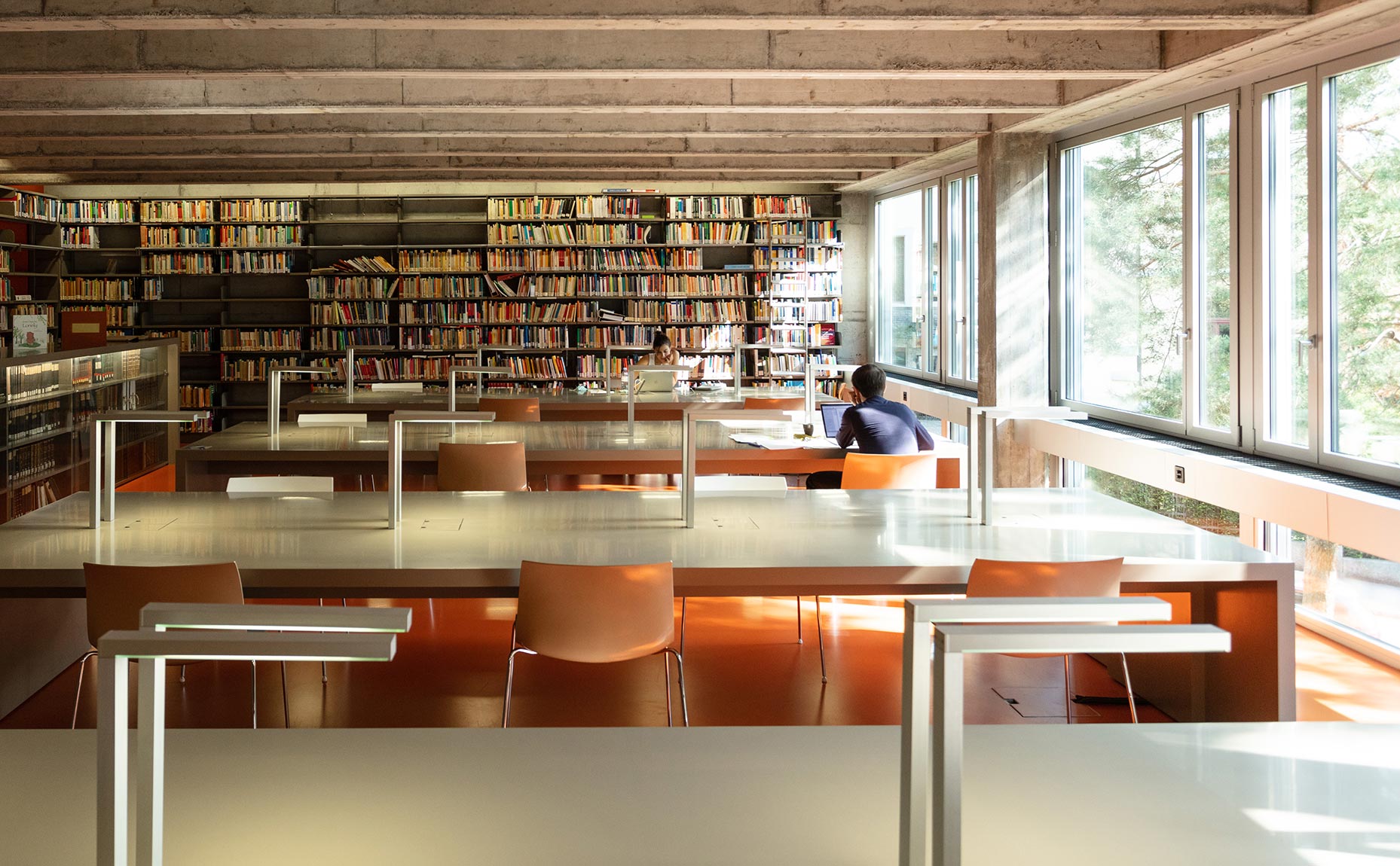 2022 – Die neue Universitätsbibliothek vereint alle Bibliotheken unter einem organisatorischen Dach. (Im Bild: Standort Erziehungswissenschaft)