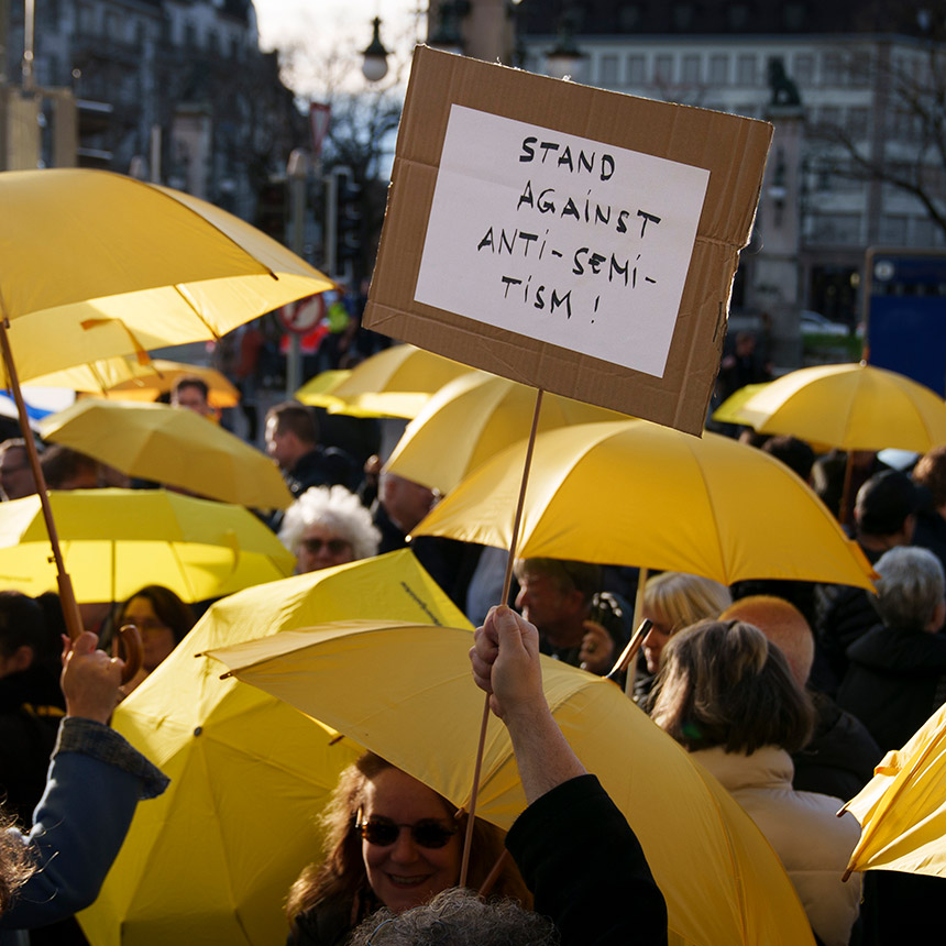 Mahnwache gegen Antisemitismus in Zürich