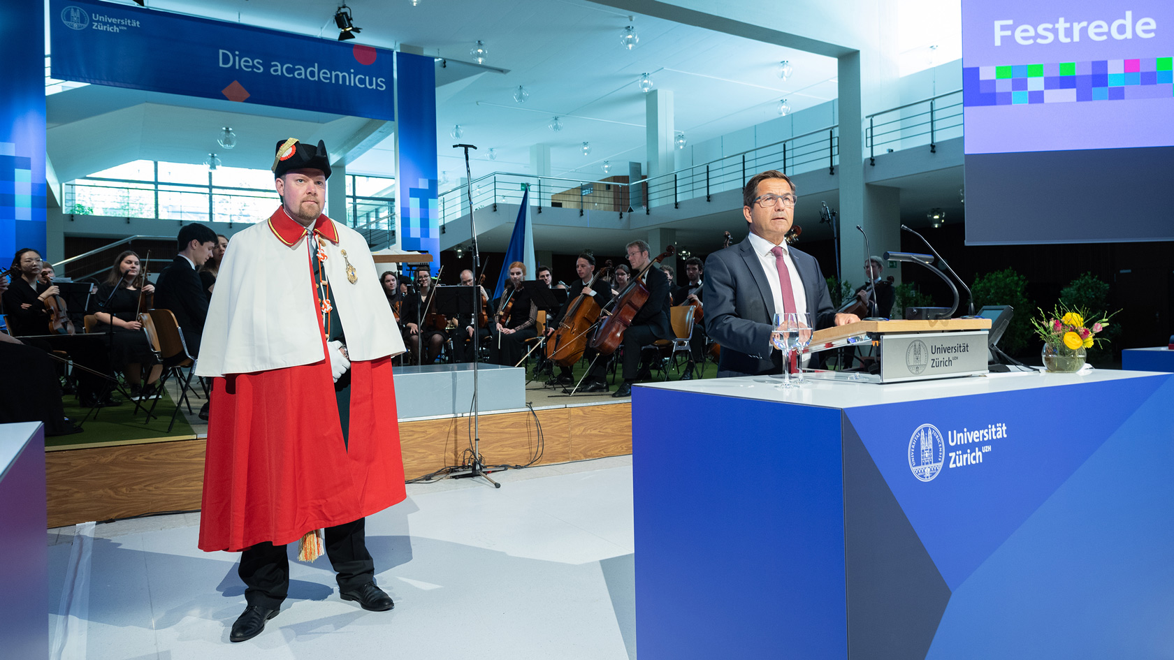 Bundeskanzler Walter Thurnherr teilte am Dies academicus mit der Festgemeinde seine Überlegungen zu vermeintlichen Gewissheiten und politischen Deutlichkeiten.