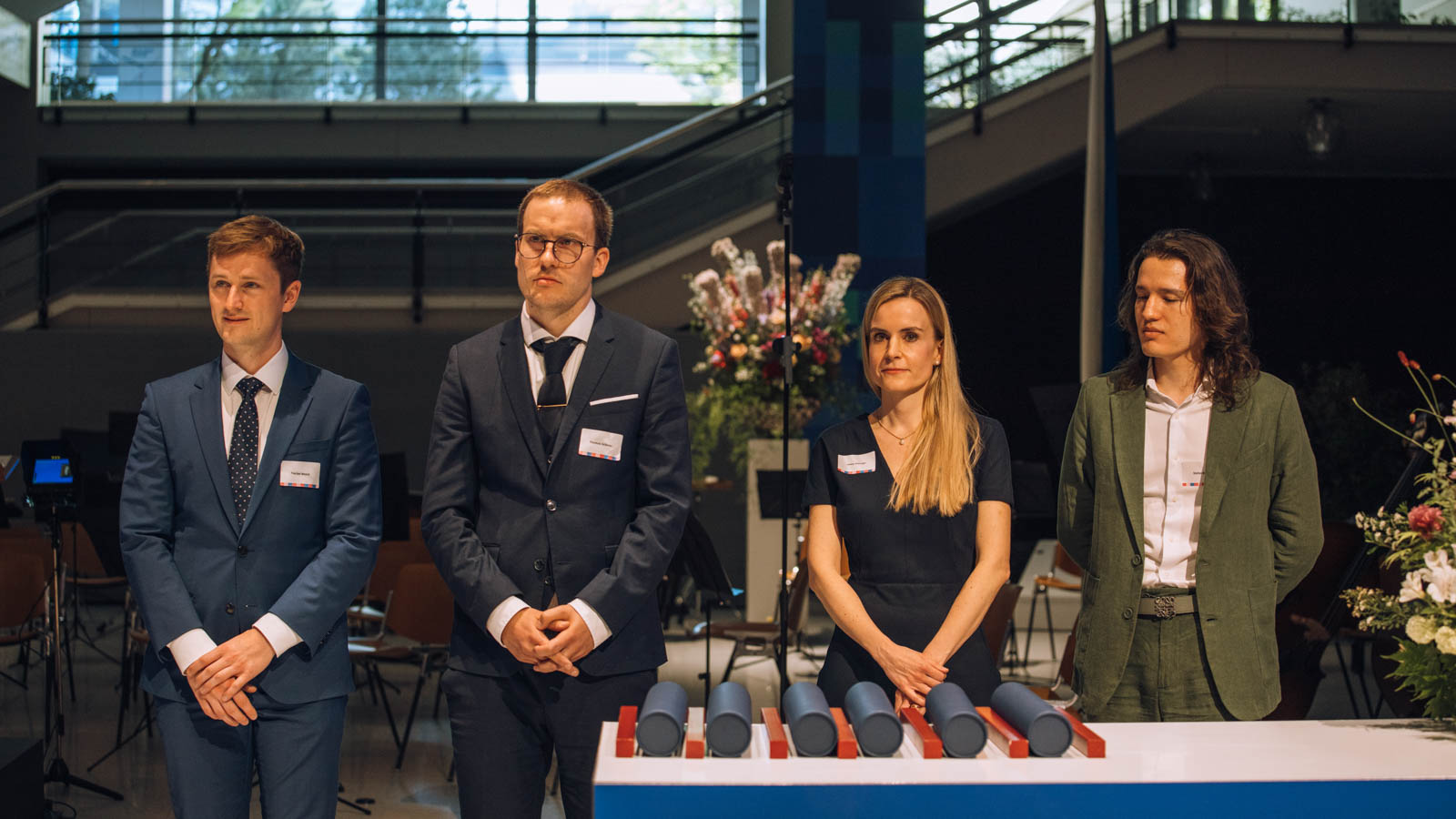 Auszeichnungen der Walter und Gertrud Siegenthaler Stiftung - v. li. n. re.: Dr. med. univ. Florian A. Wenzl, Dr. med. univ. Thomas Scheier, PD Dr. med. Dr. sc. nat. Jenny Christine Kienzler, Dr. med. Stefan Yu Bögli.