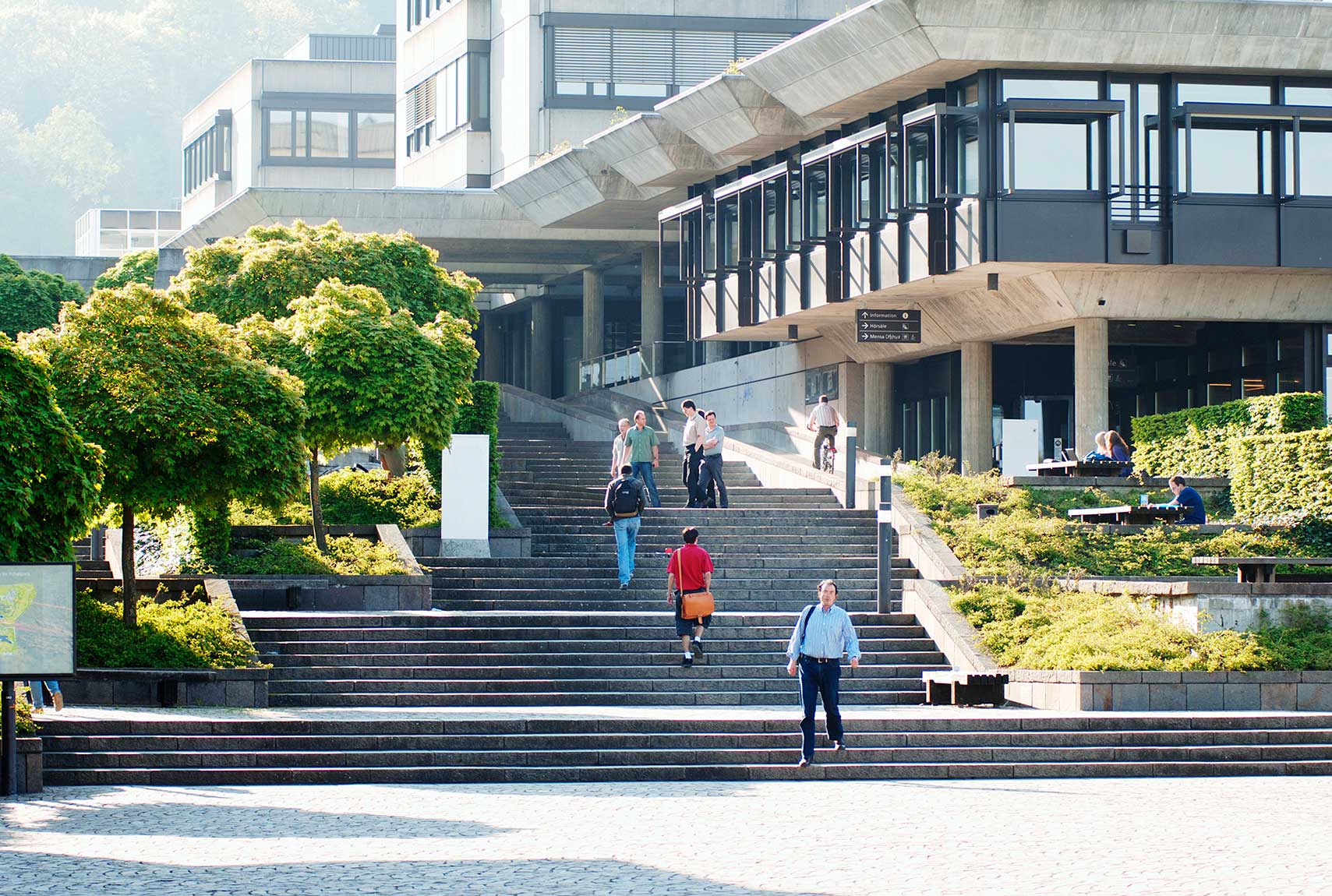 1994 – Third Building Phase at Irchel Campus