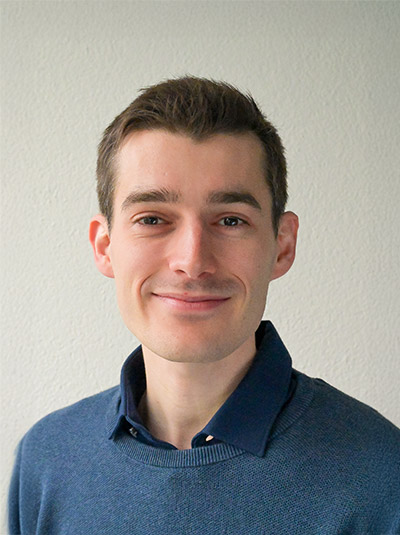 Dr. med. Simon Wolf 