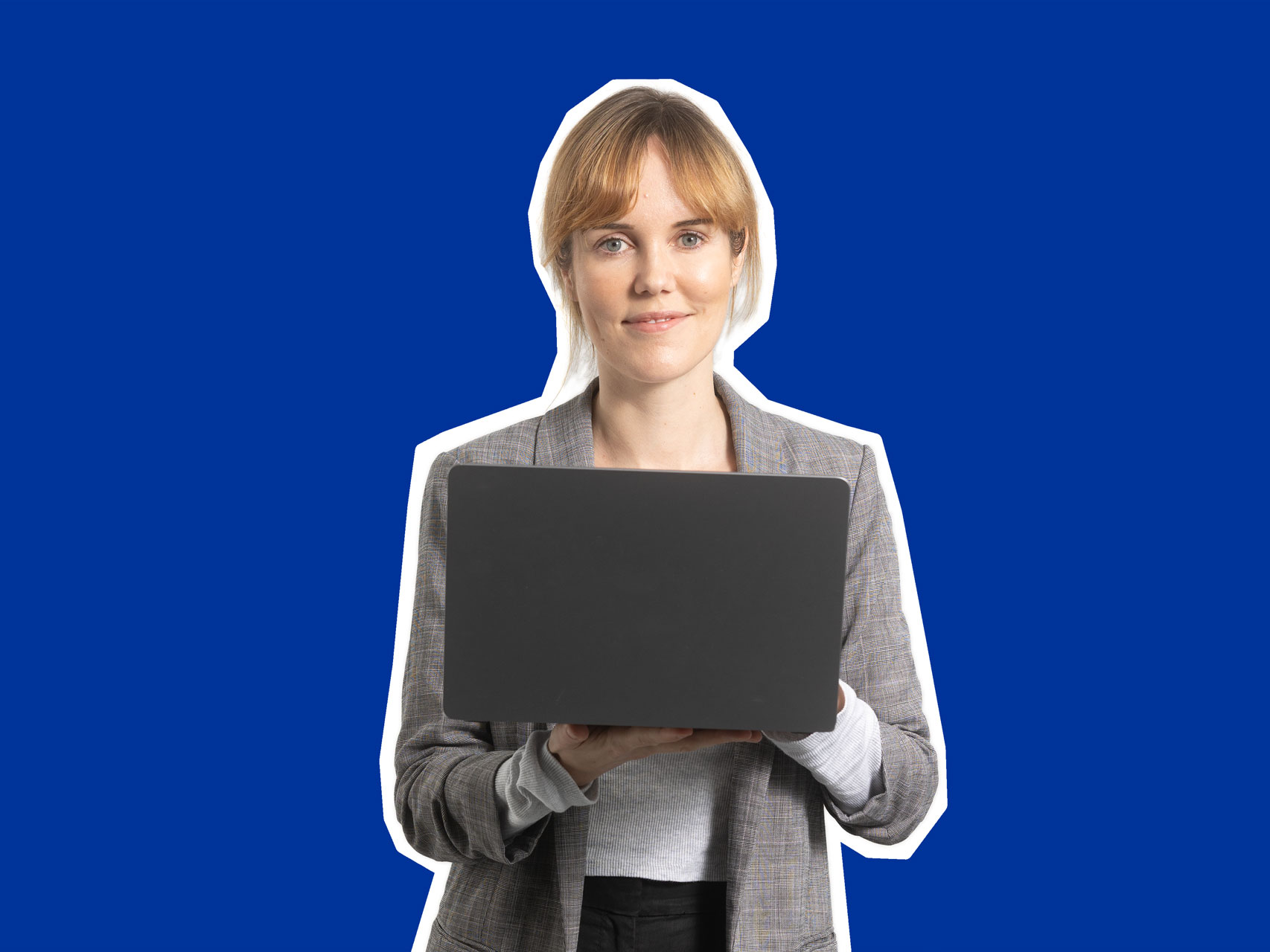 Angela Thomsen ist Portfoliomanagerin, Direktion Immobilien und Betrieb: «Ich betreue ein diverses Immobilienportfolio und habe täglich mit den unterschiedlichsten Menschen zu tun, sei es bei der Eruierung von Mietliegenschaften vor Ort mit Externen oder beim Austausch mit Studierendenvertretenden. Das gefällt mir sehr. Ich schätze auch die Begegnungen im interdisziplinären Team der Direktion Immobilien und Betrieb, mit dem ich in modernen Büroräumlichkeiten im Westpark in Zürich zusammenarbeite.»