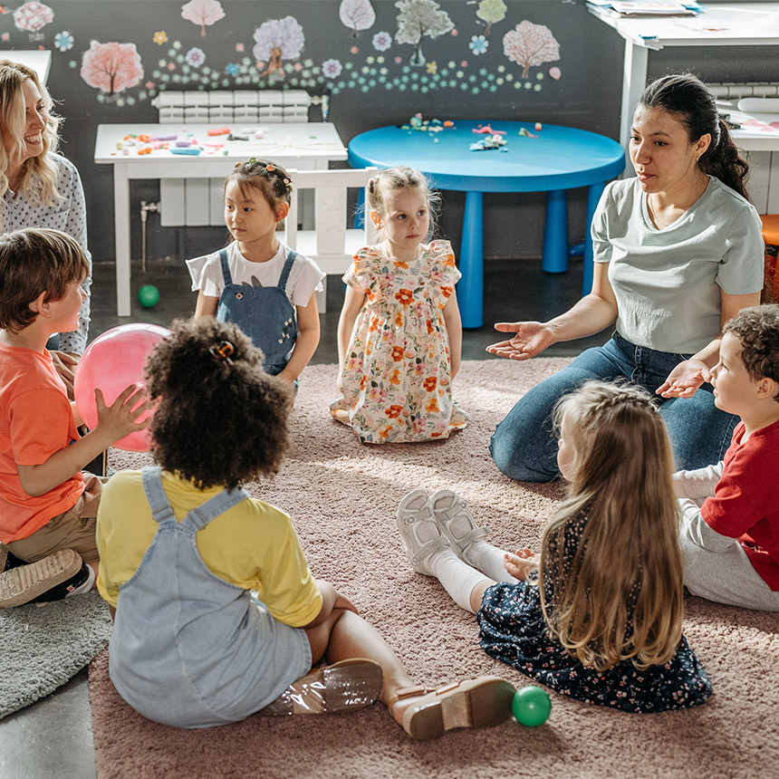 Kinder im Kindergarten