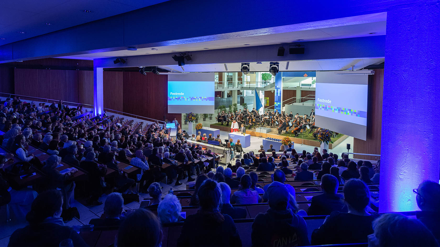 Einblick in den Saal während der Festrede: Bundeskanzler Walter Thurnherr gratulierte der Universität Zürich zu ihrem 190. Geburtstag.